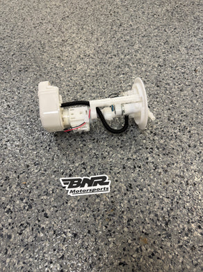Take out Yamaha Yfz450r Fuel pump