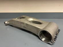 Load image into Gallery viewer, Takeoff Swingarm